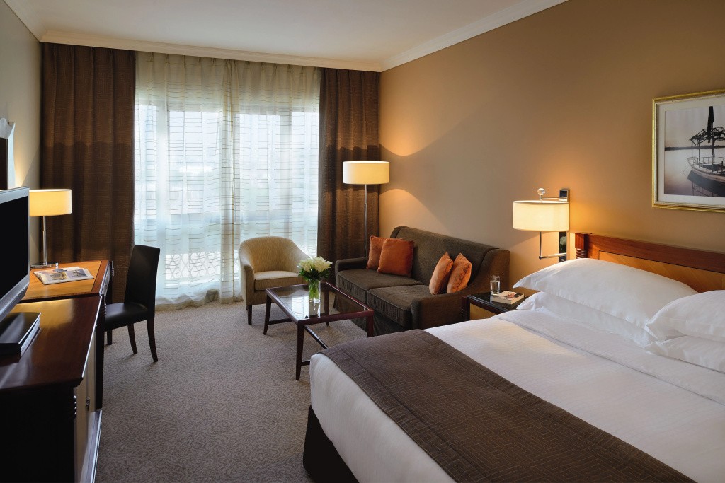 Mövenpick Hotel & Apartments Bur Dubai