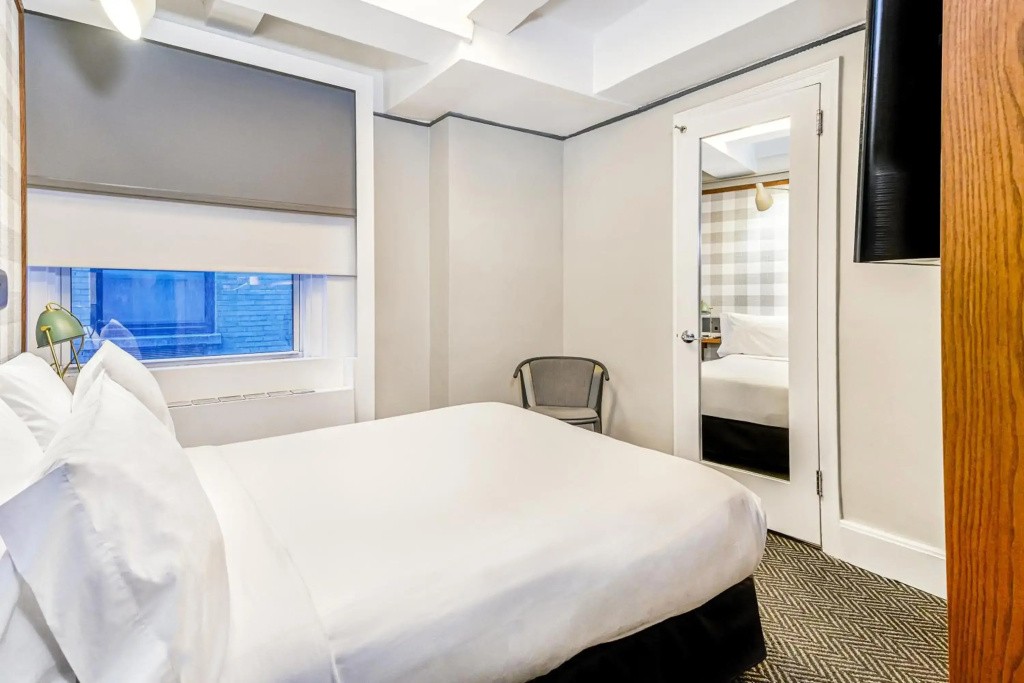 Paramount Times Square – A Generator Hotel