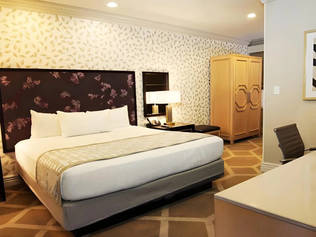 Gold Coast Hotel and Casino