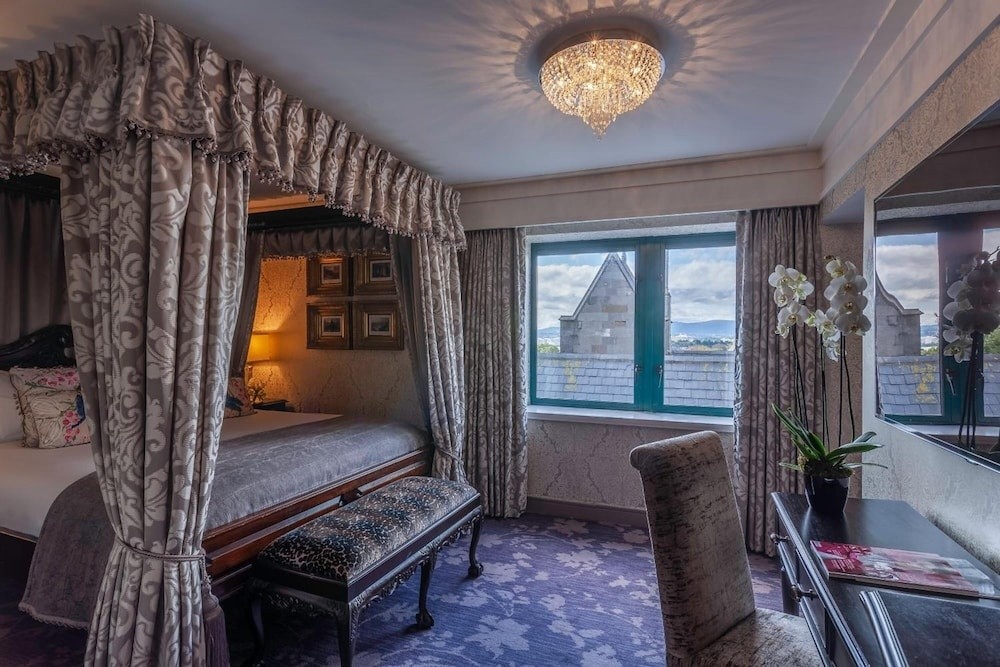 Clontarf Castle Hotel