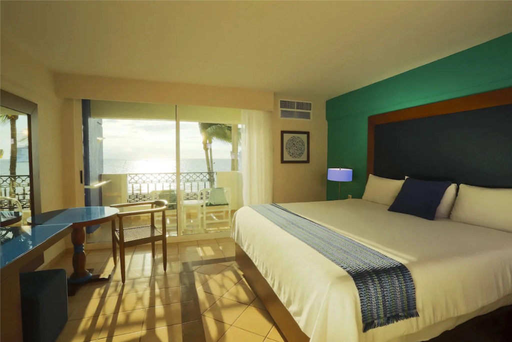 Crown Paradise Golden All Inclusive Resort - Adults Only