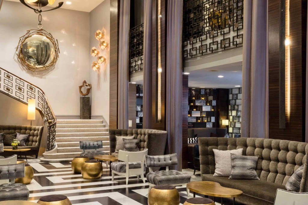 Empire Hotel