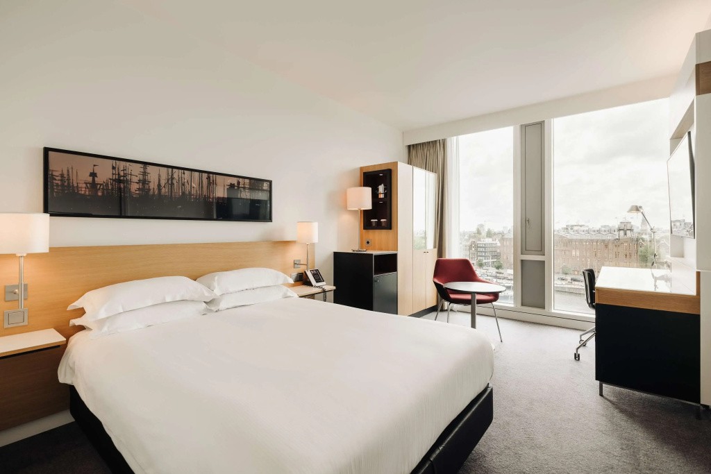 DoubleTree by Hilton Amsterdam Centraal Station
