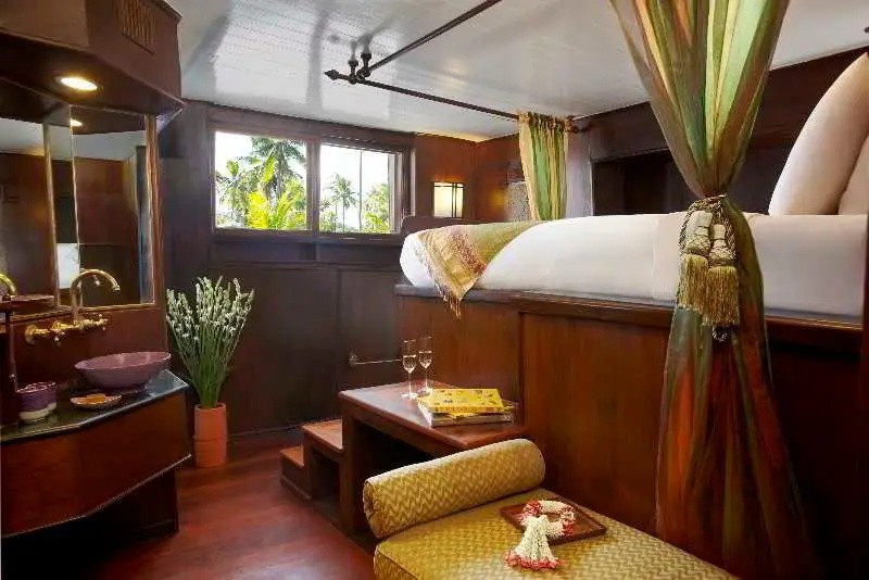 Anantara Riverside Bangkok Resort