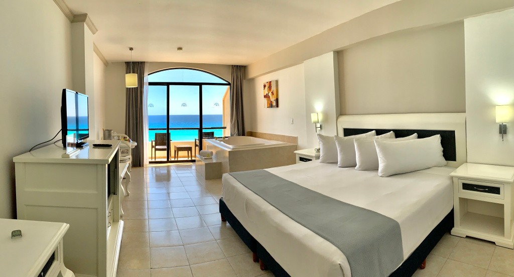 Golden Parnassus Resort & Spa - All Inclusive (Adults Only)