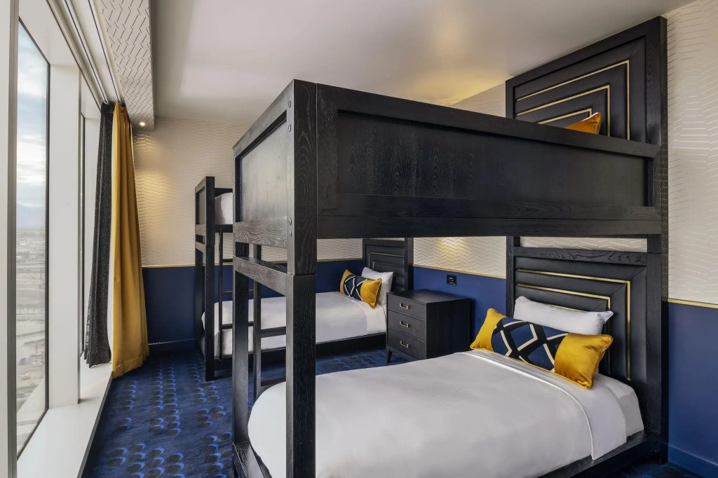 Circa Resort & Casino – Adults Only