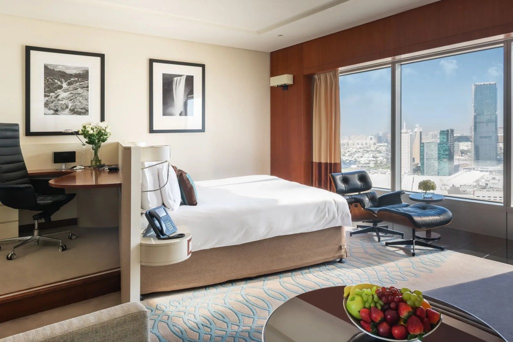 Jumeirah Emirates Towers Dubai