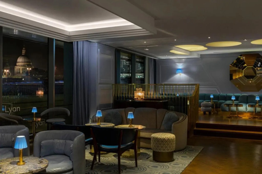 Sea Containers London
