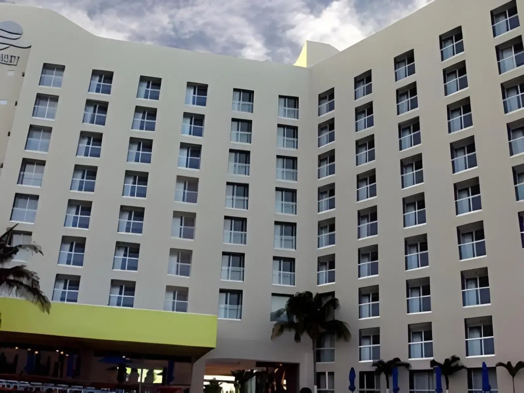 Sunset Royal Beach Resort - All Inclusive