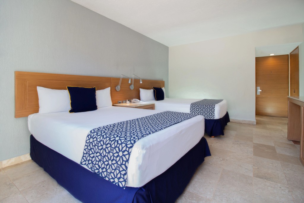 Plaza Pelicanos Club Beach Resort All Inclusive