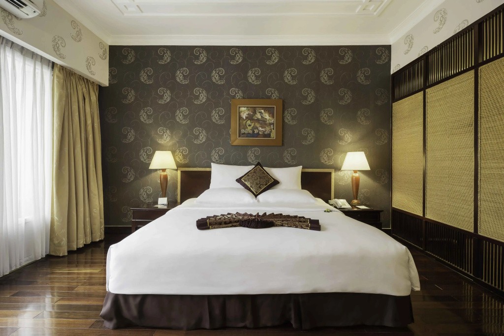 Rex Hotel