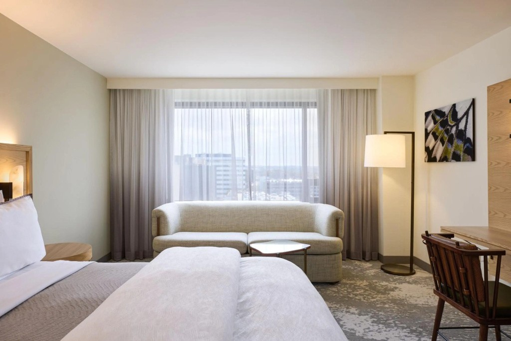 The Westin Los Angeles Airport