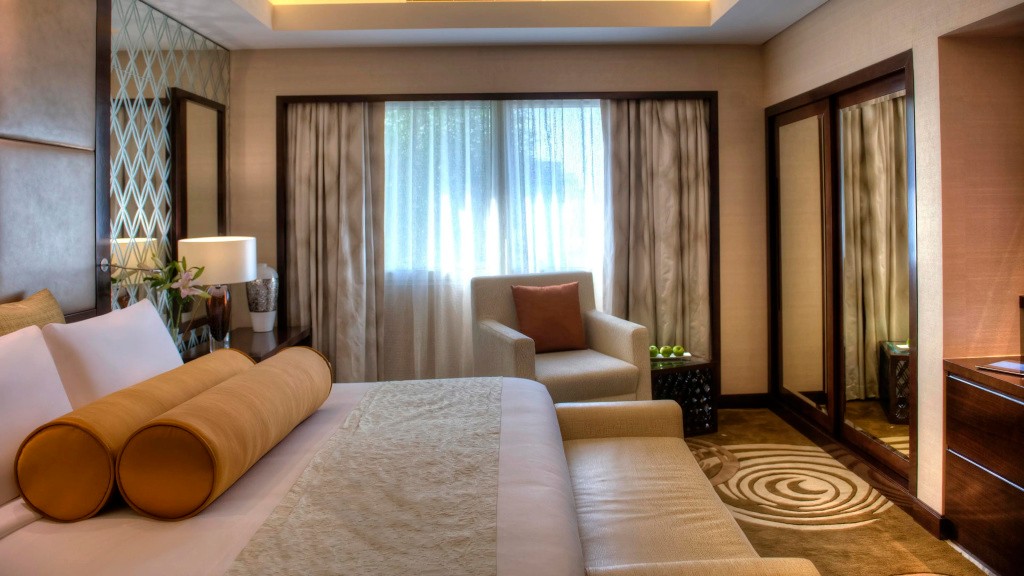 Crowne Plaza Dubai Deira an IHG Hotel