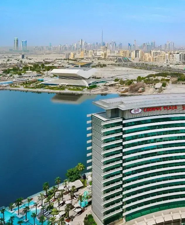 Hotel Crowne Plaza Festival City