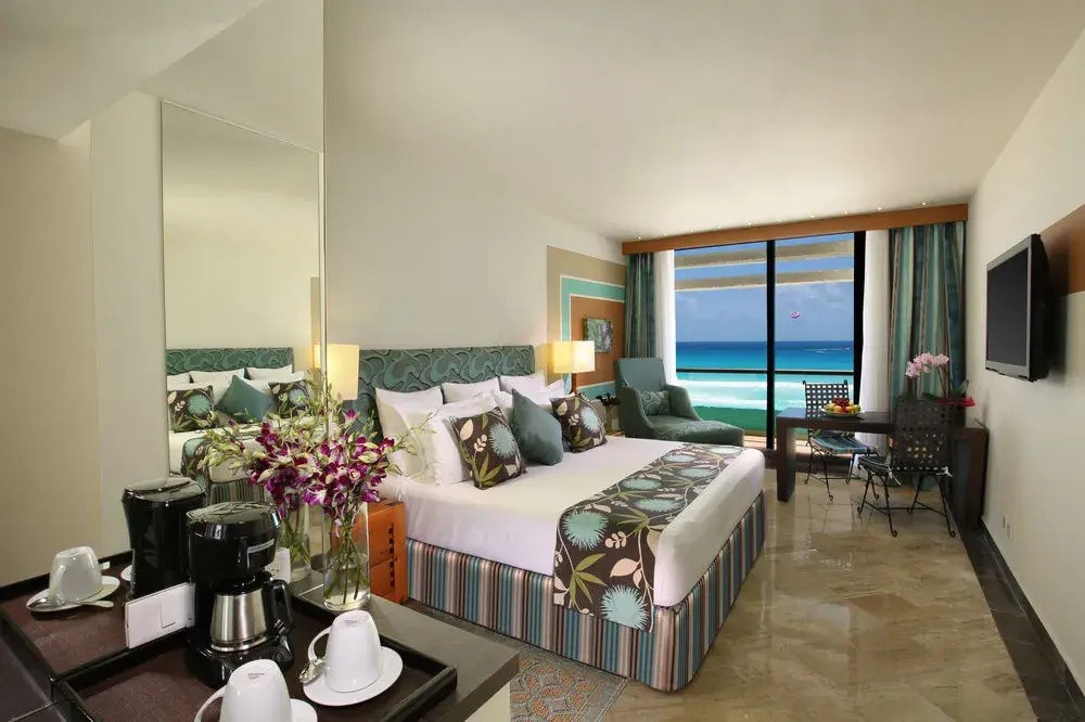 The Pyramid Cancun By Oasis - All Inclusive