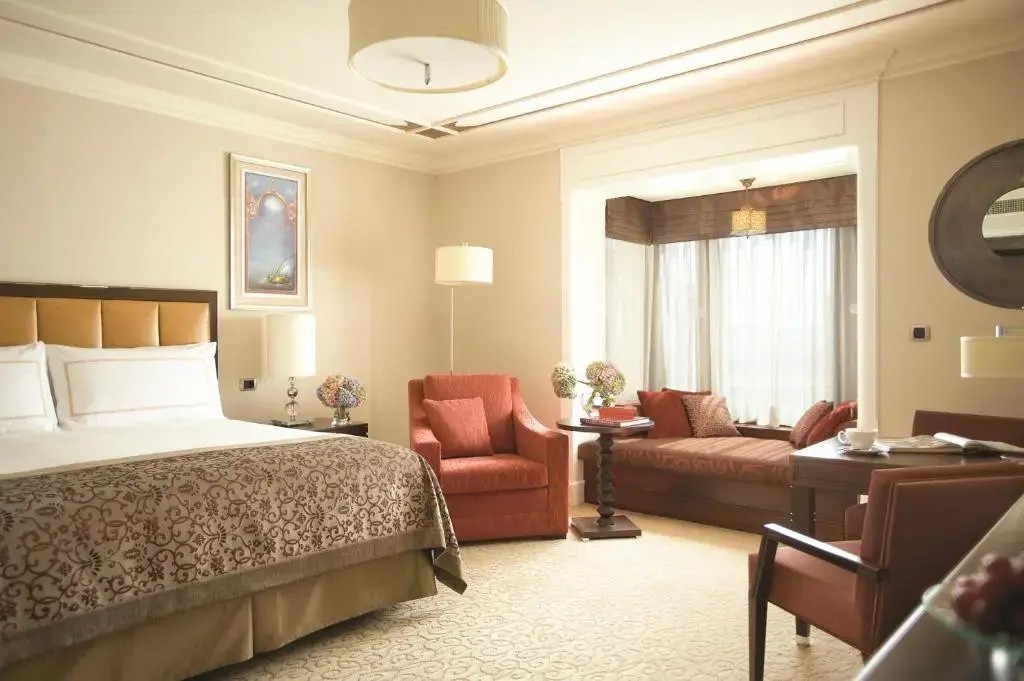 Four Seasons Hotel Istanbul at the Bosphorus