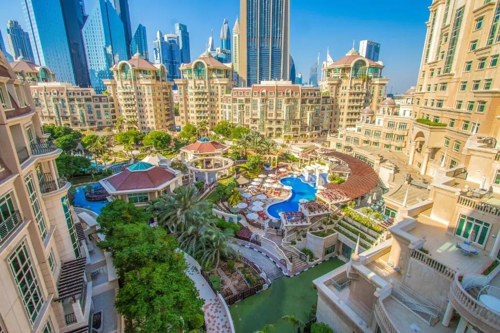 Swissotel Al Murooj Dubai Hotel