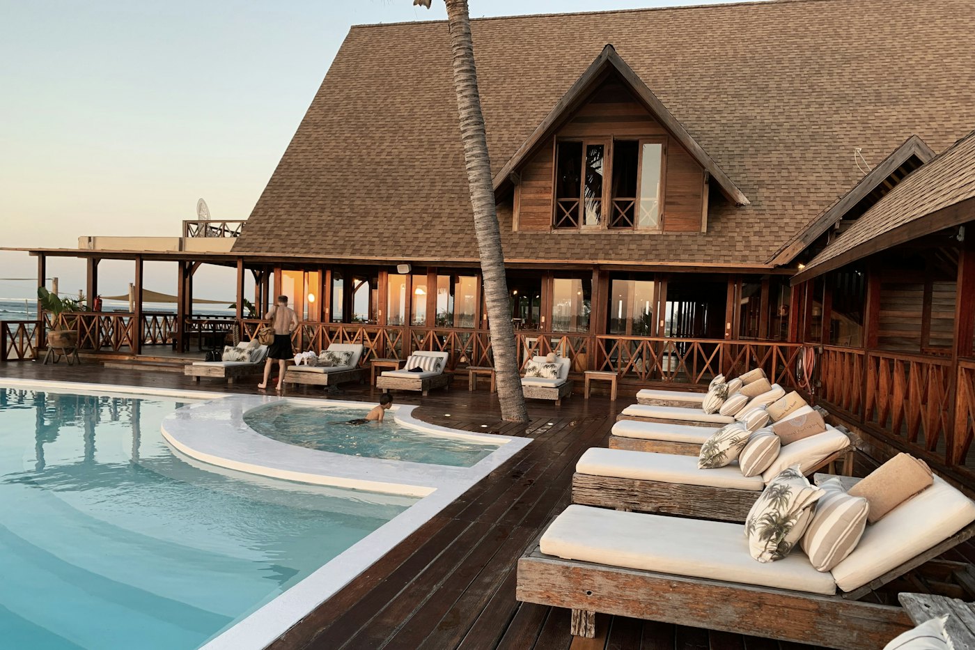 Harbourview Hotel